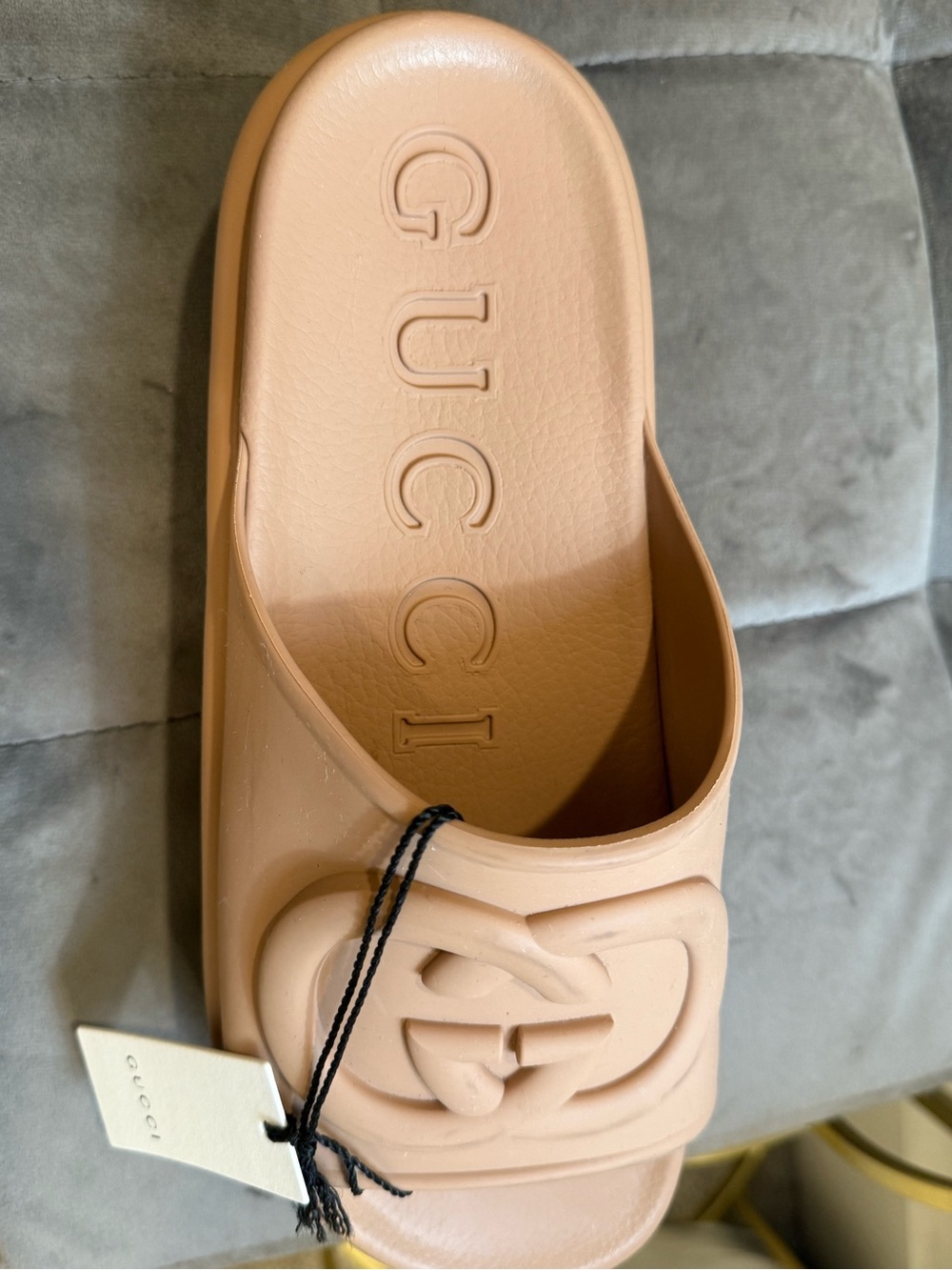 Gucci Vintage Camel GG Logo Rubber Slide Sandals - Picture 13 of 16